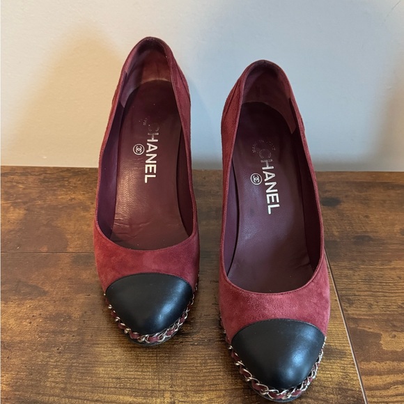 CHANEL Shoes - CHANEL Burgundy and Black Suede Cap-Toe Chain-Trim Pumps Size 38